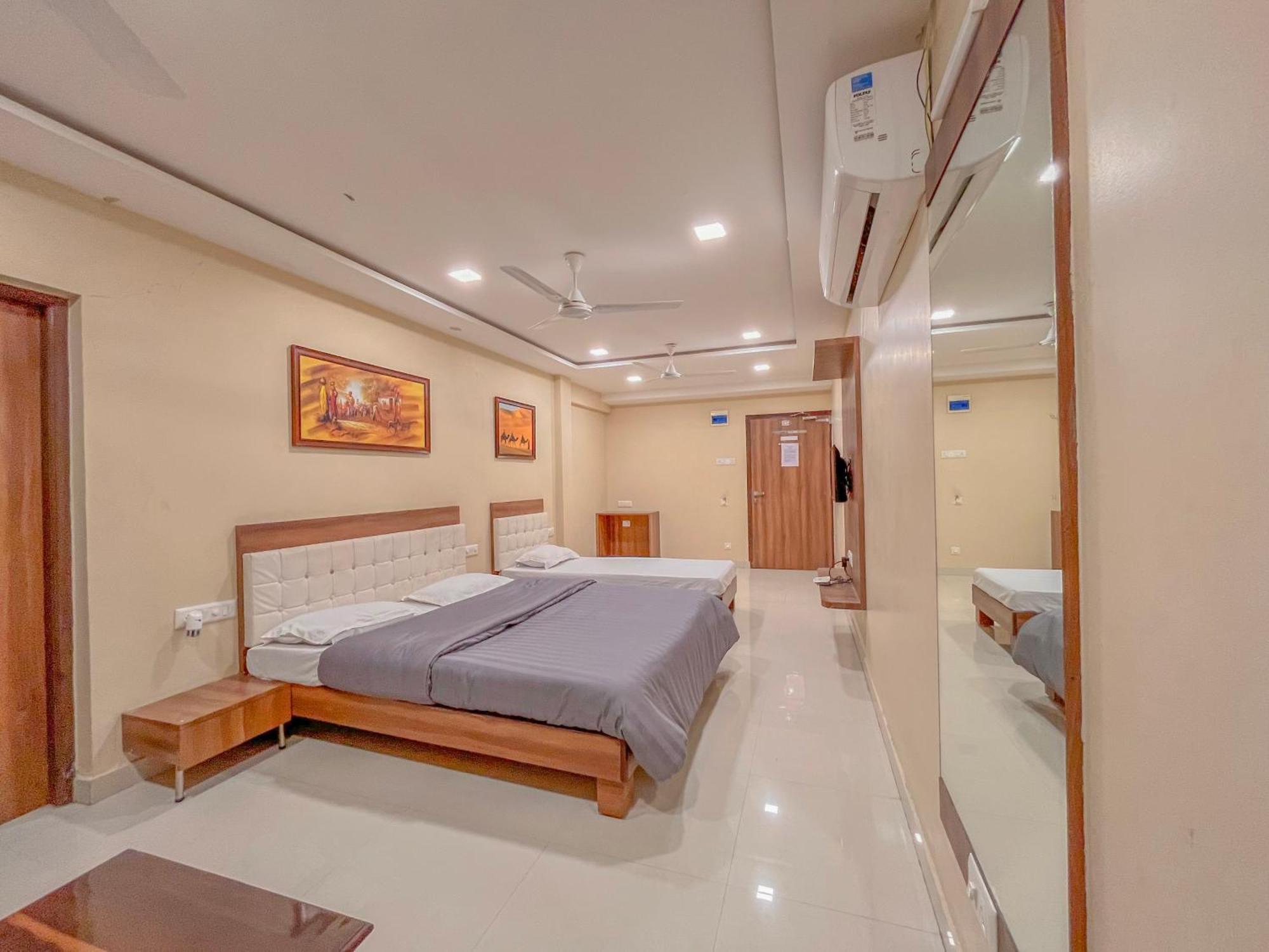 Stayguru Park View Residency Bhuj Eksteriør billede