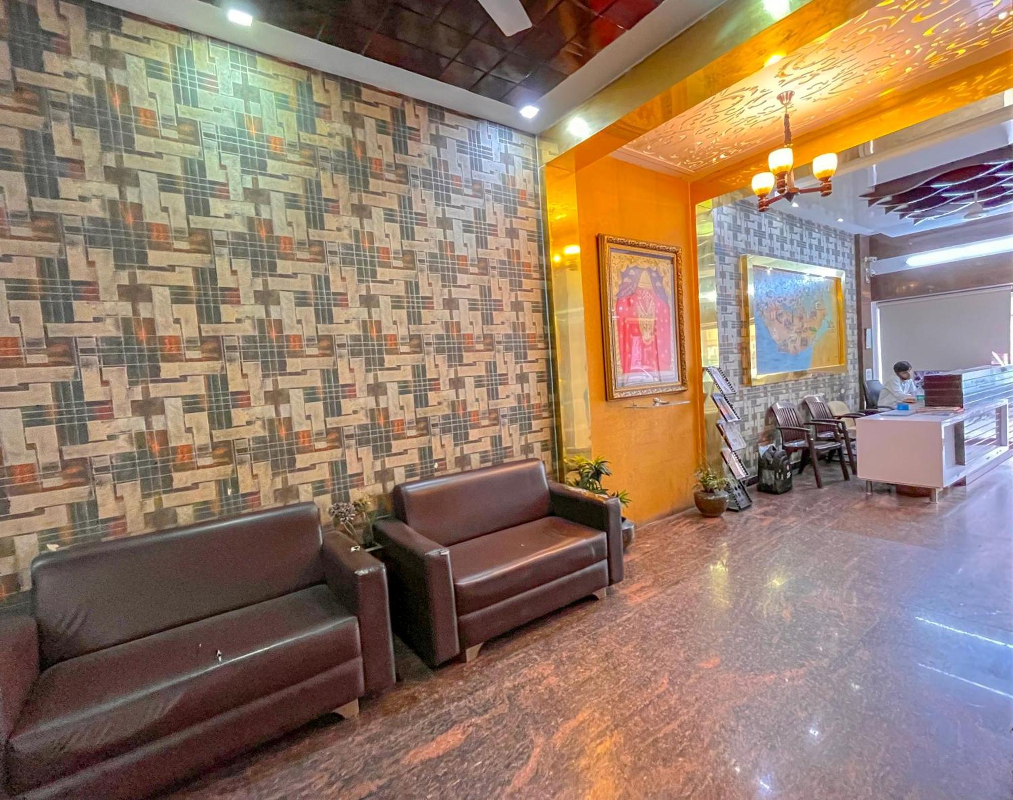 Stayguru Park View Residency Bhuj Eksteriør billede