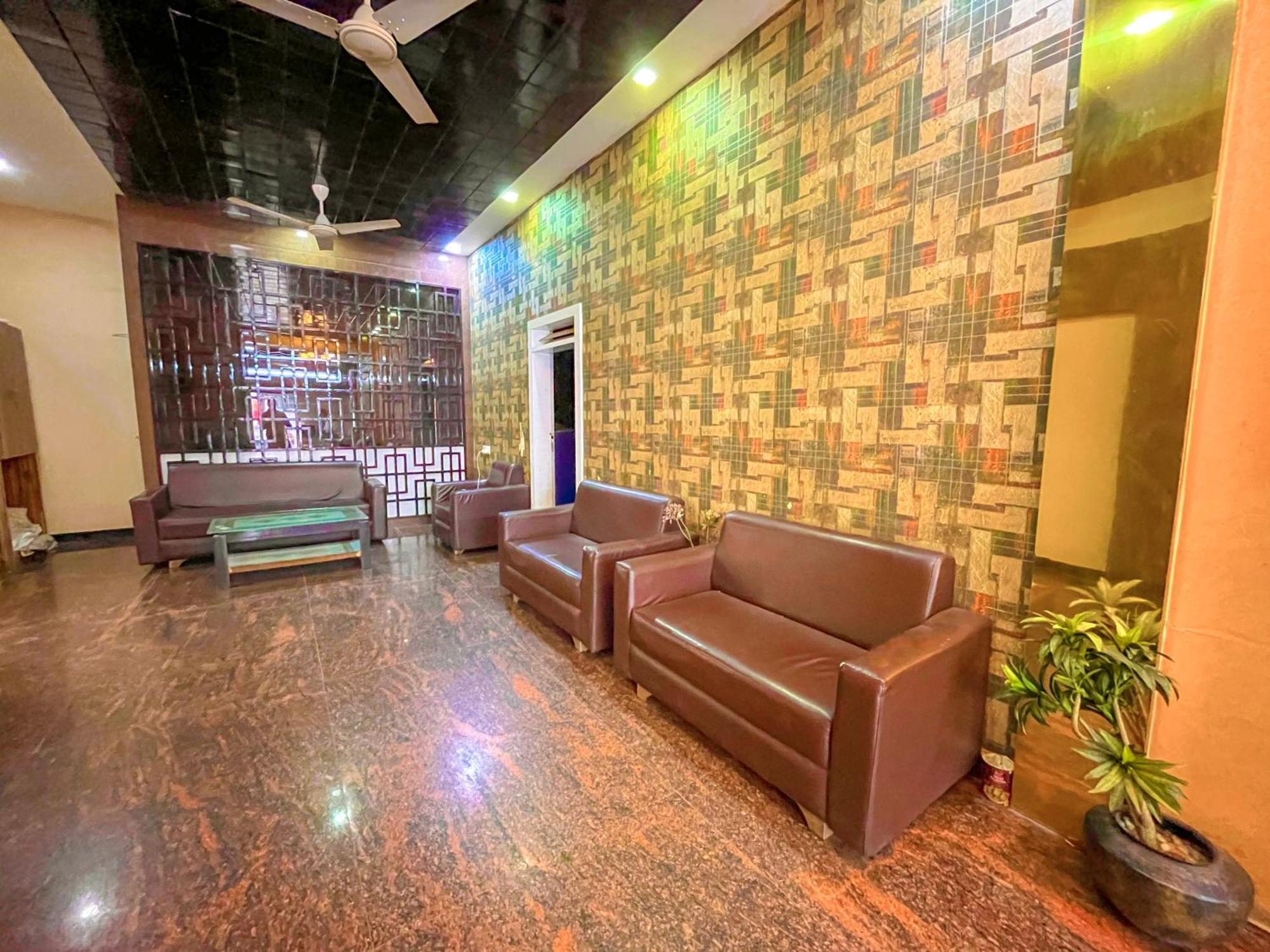 Stayguru Park View Residency Bhuj Eksteriør billede