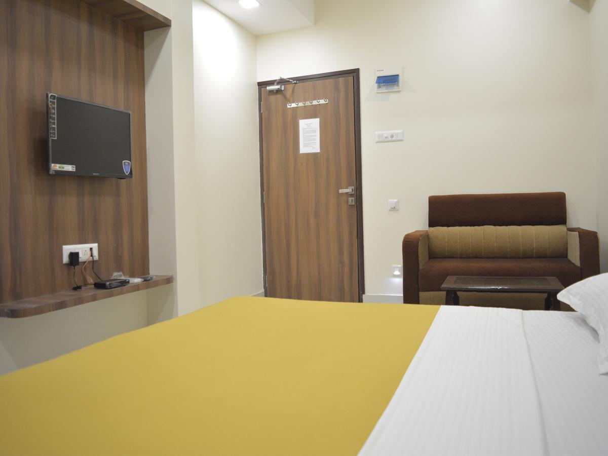 Stayguru Park View Residency Bhuj Eksteriør billede