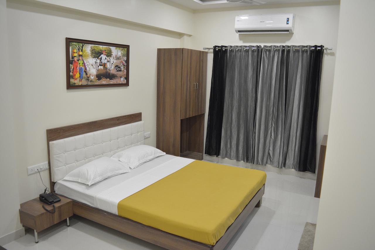 Stayguru Park View Residency Bhuj Eksteriør billede